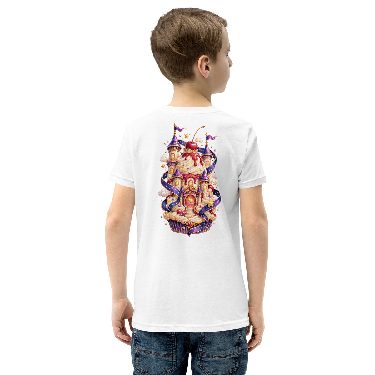 Rückansicht eines weißen Cupcake Kingdom Kinder-T-Shirts mit farbenfrohem Cupcake-Palastmotiv von MATHIORA

